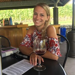 Meet your Posher, Kara